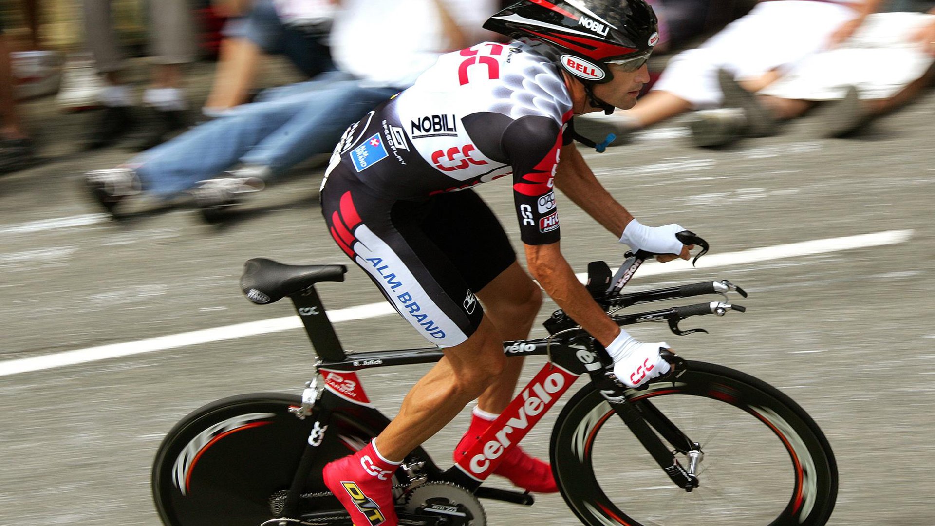 “高新体育中心:2025世界运动会燃爆全场,赛事精彩连连”