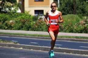 开云电竞入口-世界青年联跑锦标赛中国运动员大放异彩，世界青年田径锦标赛达标成绩